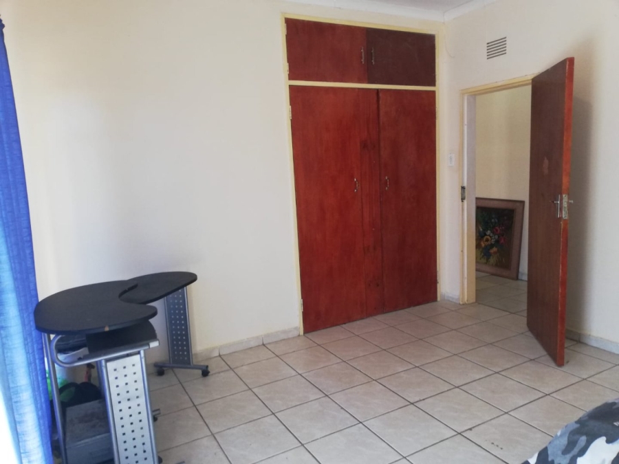  Bedroom Property for Sale in Stilfontein Ext 4 North West